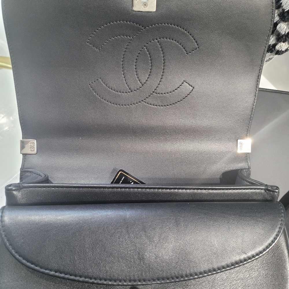 Chanel Calfskin Coco Eyelets Small Flap Black Bag Crossbody Shoulder Bag - Picture 9 of 15